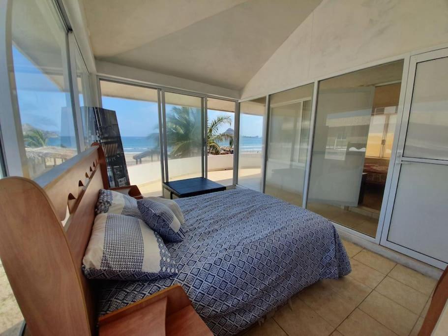شقة Casa A Pie De Playa Isla De La Piedra ماساتلان المظهر الخارجي الصورة